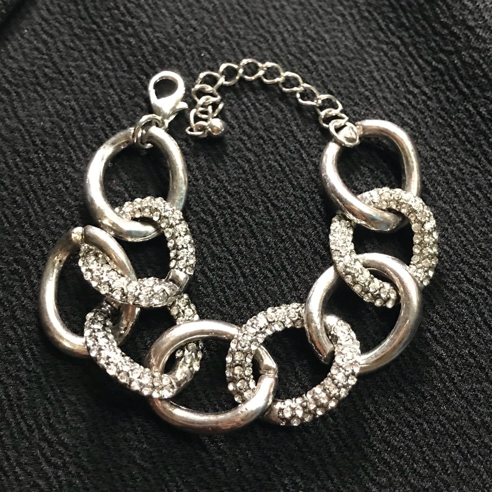 Silver toned chain bracelet